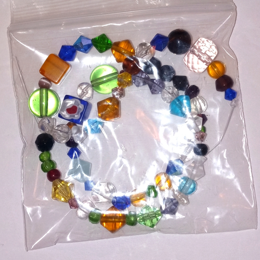 Small Fun Crafting Lot - Picture 4 of 12